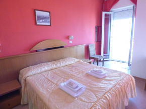 Consul Hotel